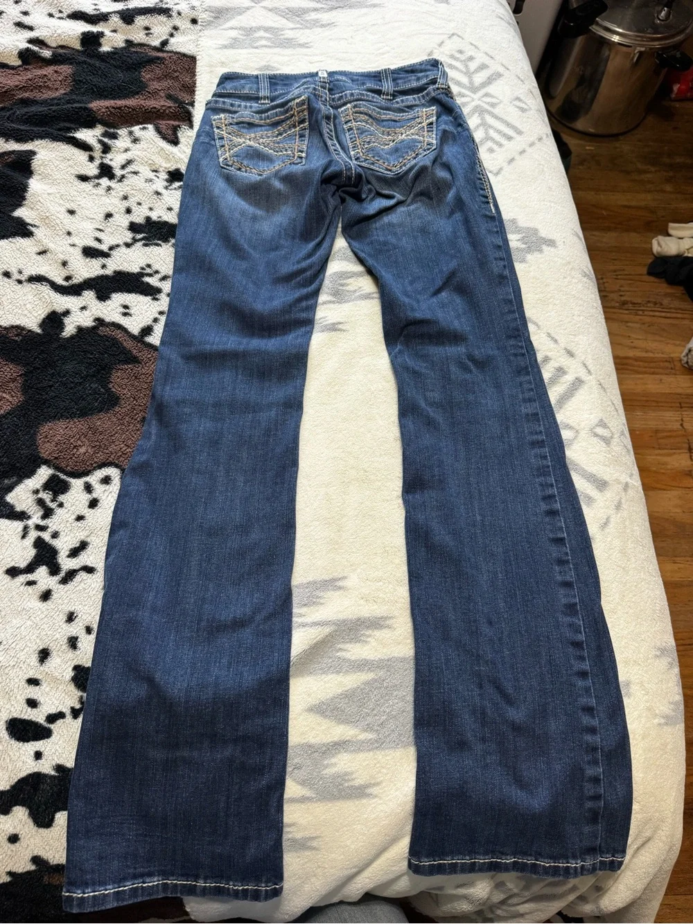 Womens Ariat jeans size 26 L
